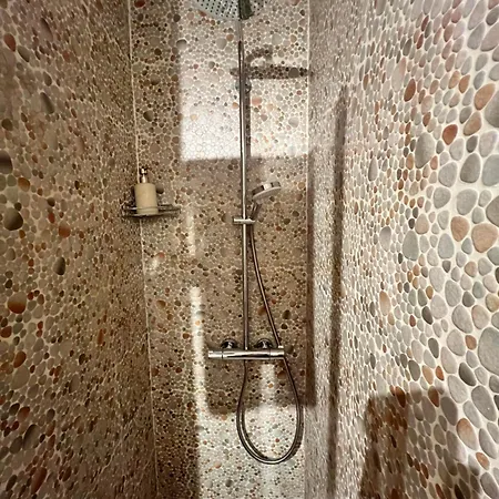 Hanna's * Κίτσμπουελ